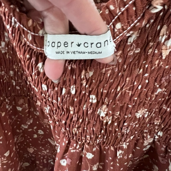 Paper Crane Rust Floral Top - Picture 4 of 4